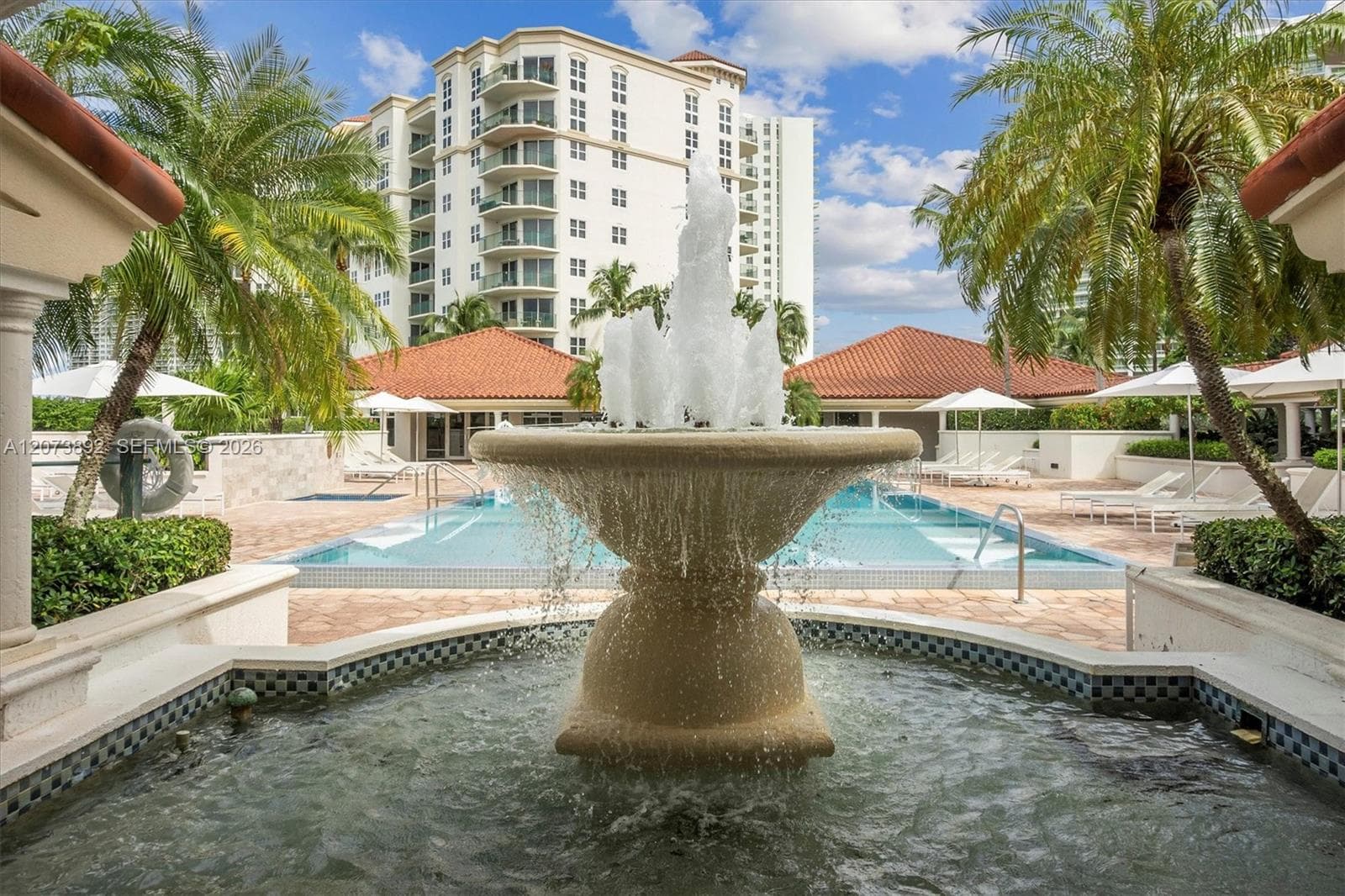 20000 E Country Club Dr # 302, Aventura, FL 33180 photo 10