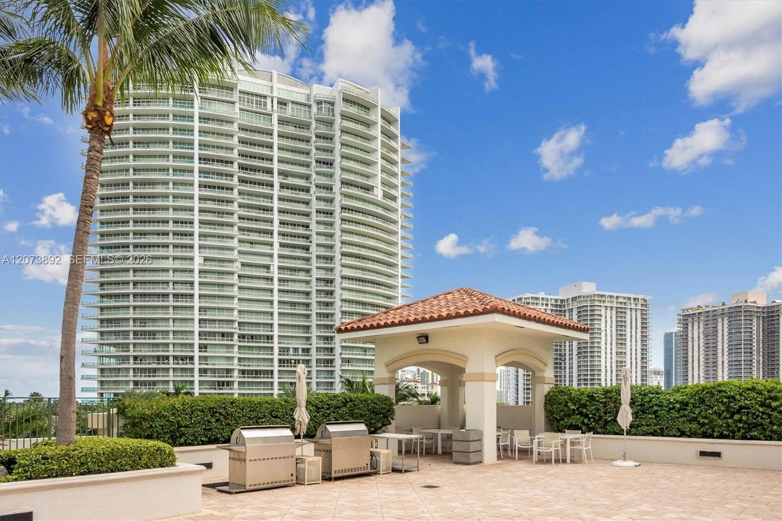 20000 E Country Club Dr # 302, Aventura, FL 33180 photo 11