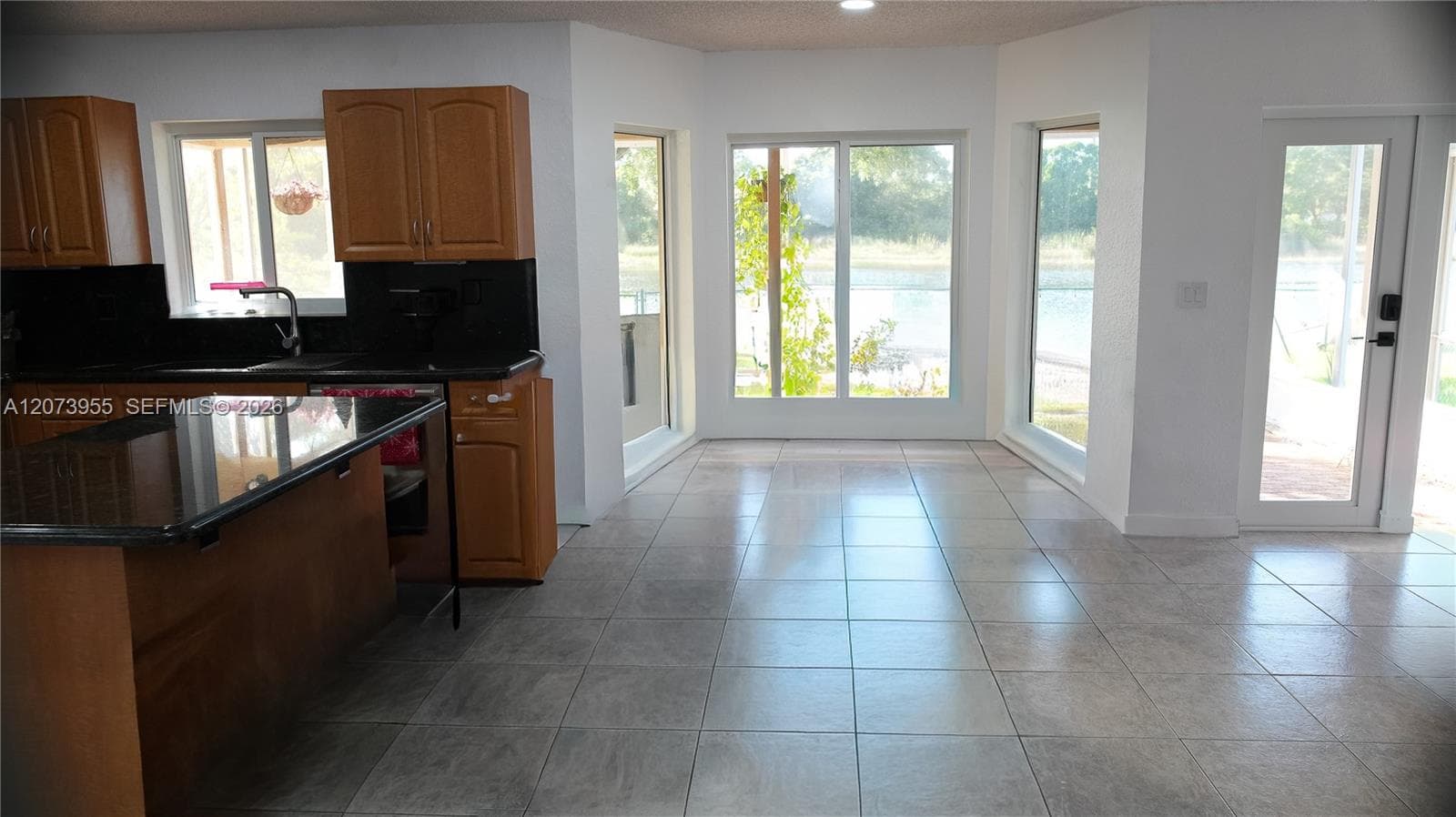 1308 SW 181st Ave, Pembroke Pines, FL 33029 photo 6