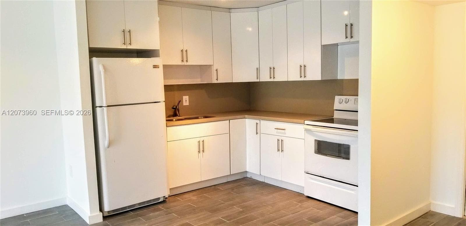 15205 NE 6th Ave # D204, Miami, FL 33162 photo 7