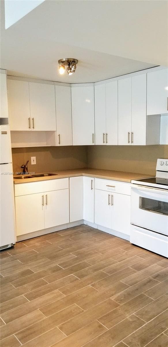 15205 NE 6th Ave # D204, Miami, FL 33162 photo 9
