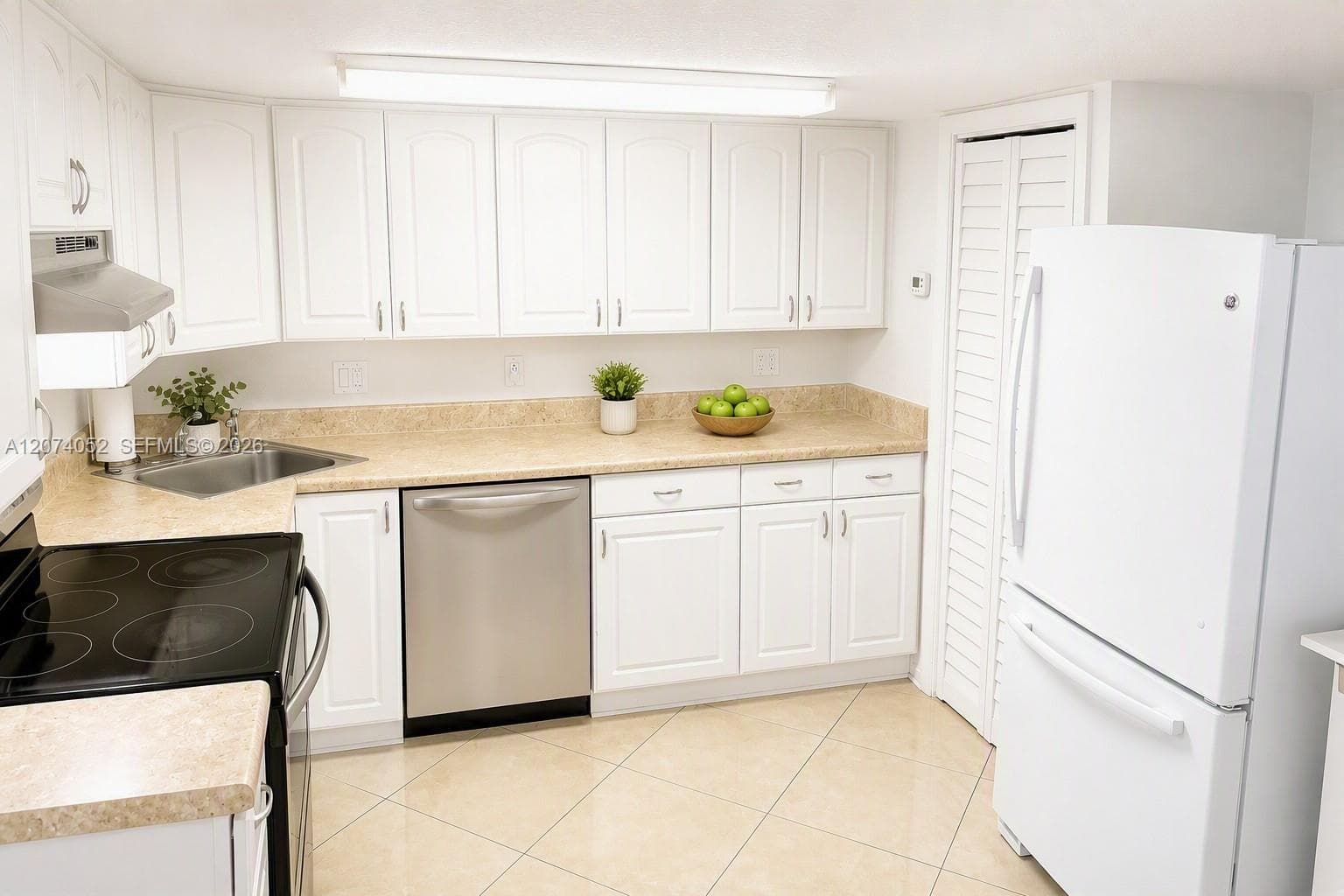 2175 NE 56th St # 103, Fort Lauderdale, FL 33308 photo 7