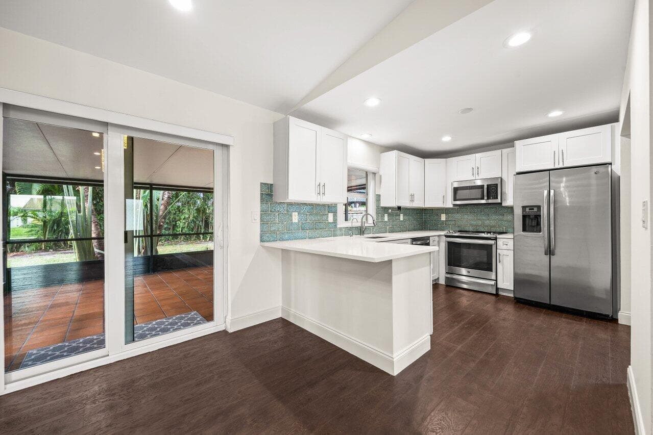 638 SW 4th Avenue, Boynton Beach, FL 33426 photo 11