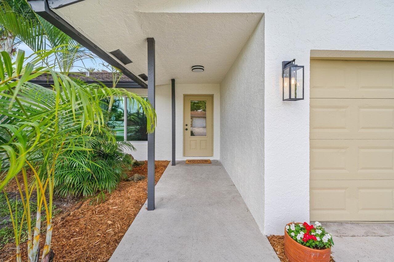 638 SW 4th Avenue, Boynton Beach, FL 33426 photo 4