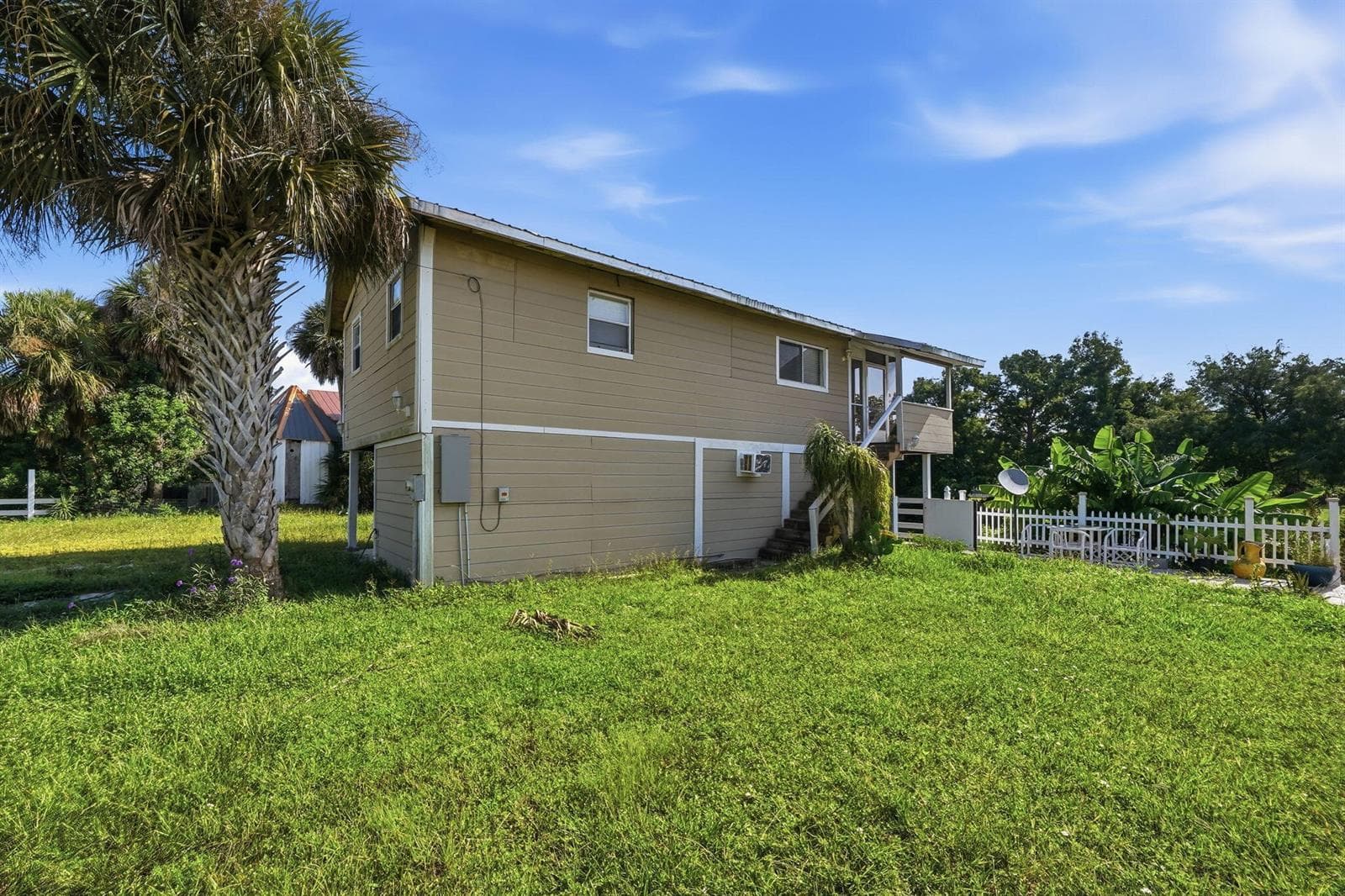 1041 PINE Way NE, Okeechobee, FL 34974 photo 8