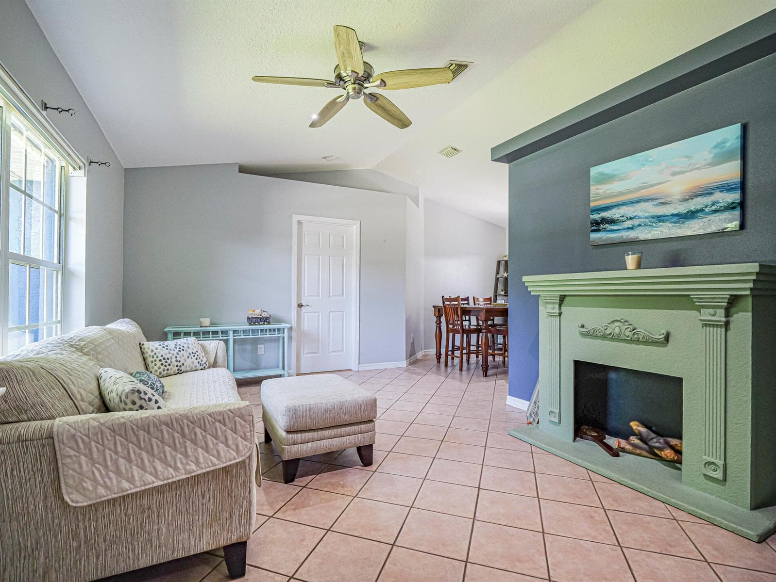 6704 HULDA Drive, Fort Pierce, FL 34951 photo 9