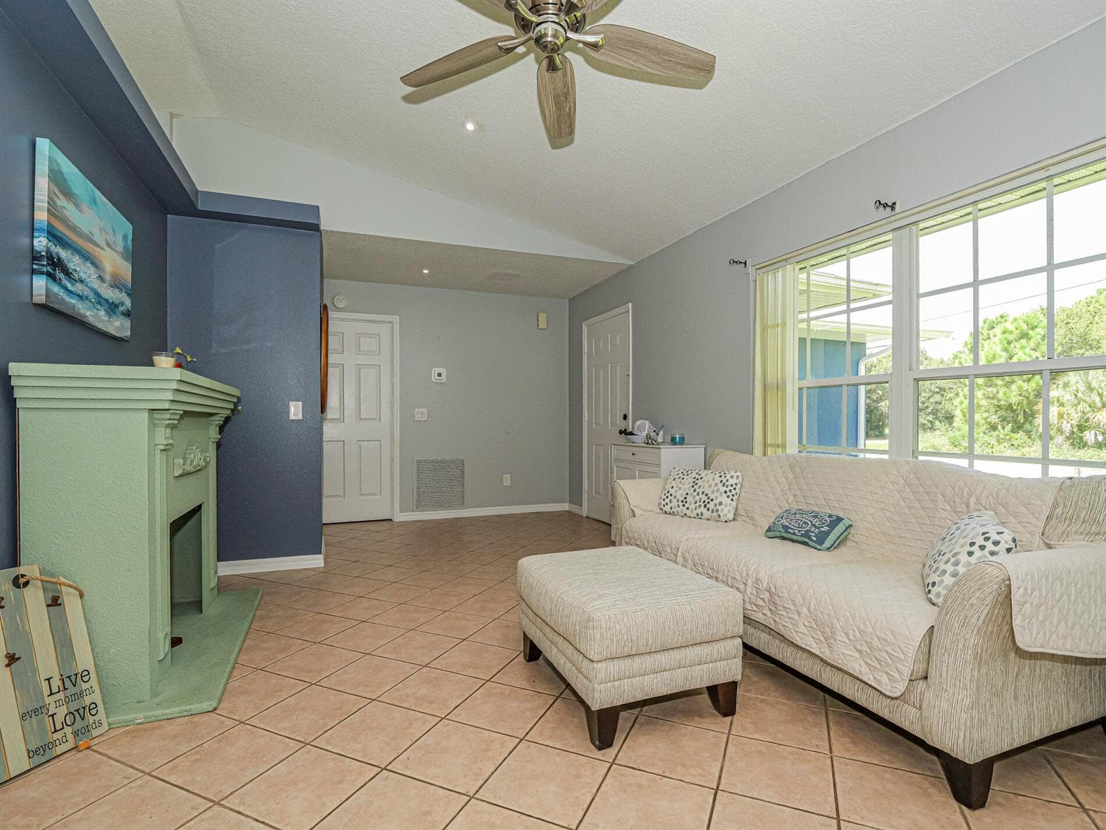 6704 HULDA Drive, Fort Pierce, FL 34951 photo 10