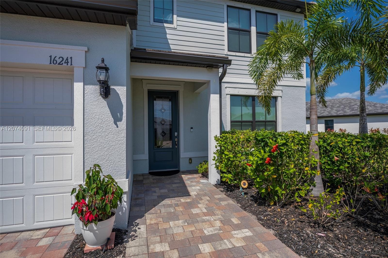 16241 Rosemallow Ln, Other City - In The State Of Florida, FL 33920 photo 11