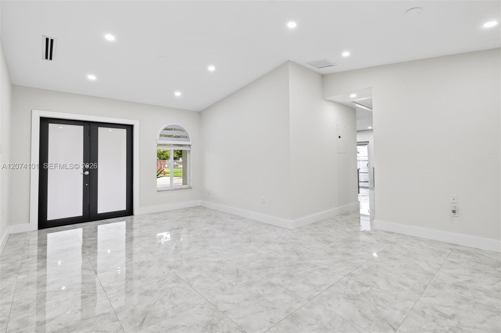 3197 W 79th Pl, Hialeah, FL 33018 photo 6