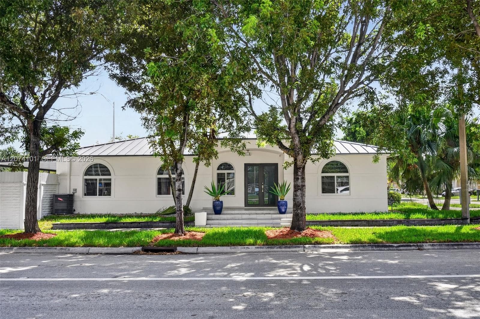 3197 W 79th Pl, Hialeah, FL 33018 photo 3