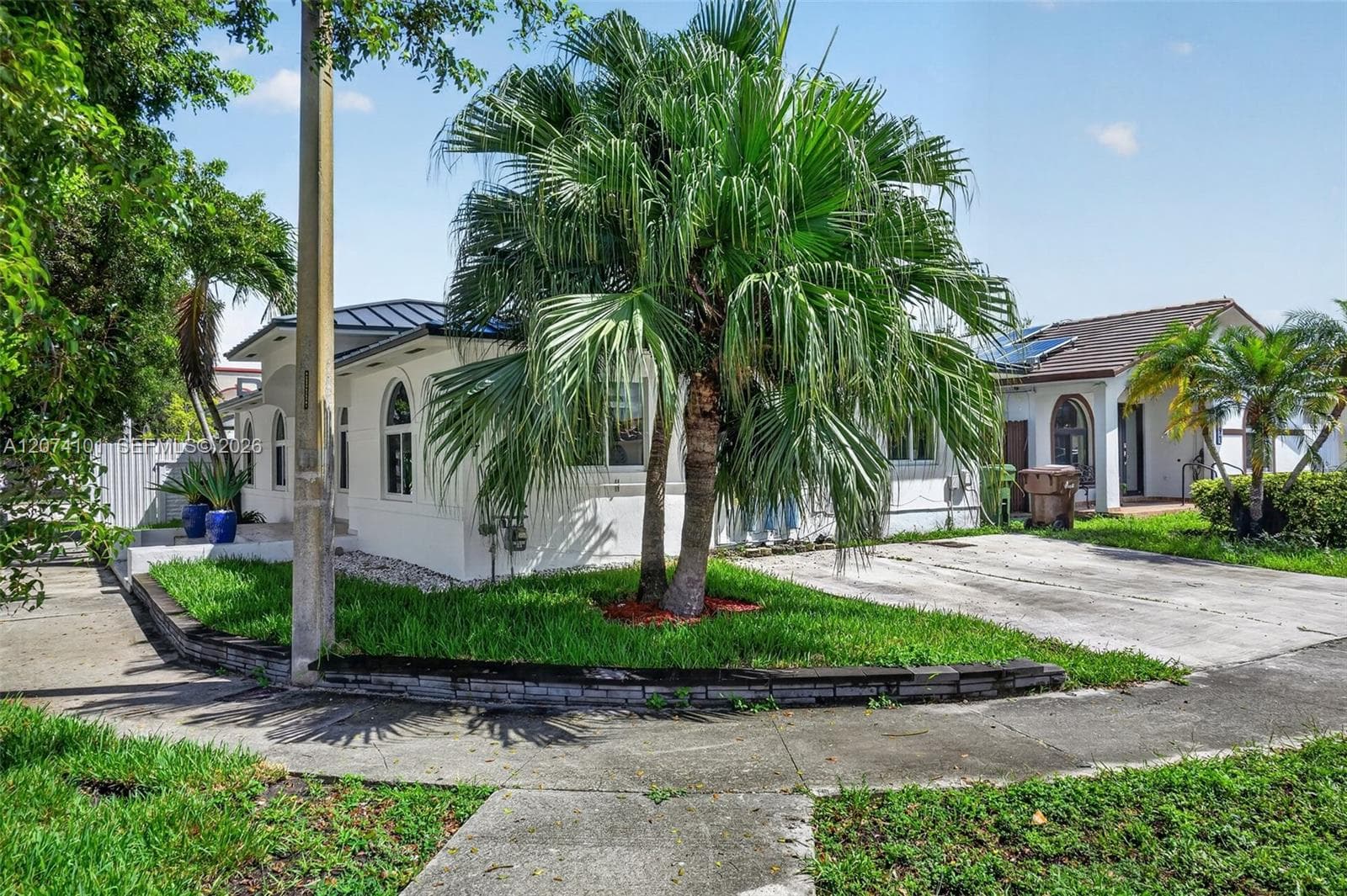 3197 W 79th Pl, Hialeah, FL 33018 photo 4