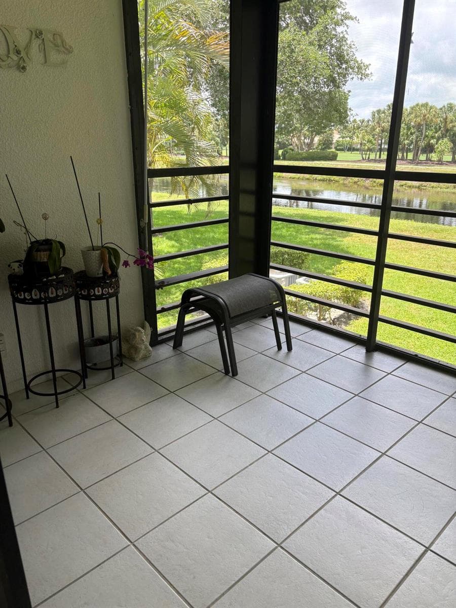 2910 SW 22ND Circle # 212E, Delray Beach, FL 33445 photo 4