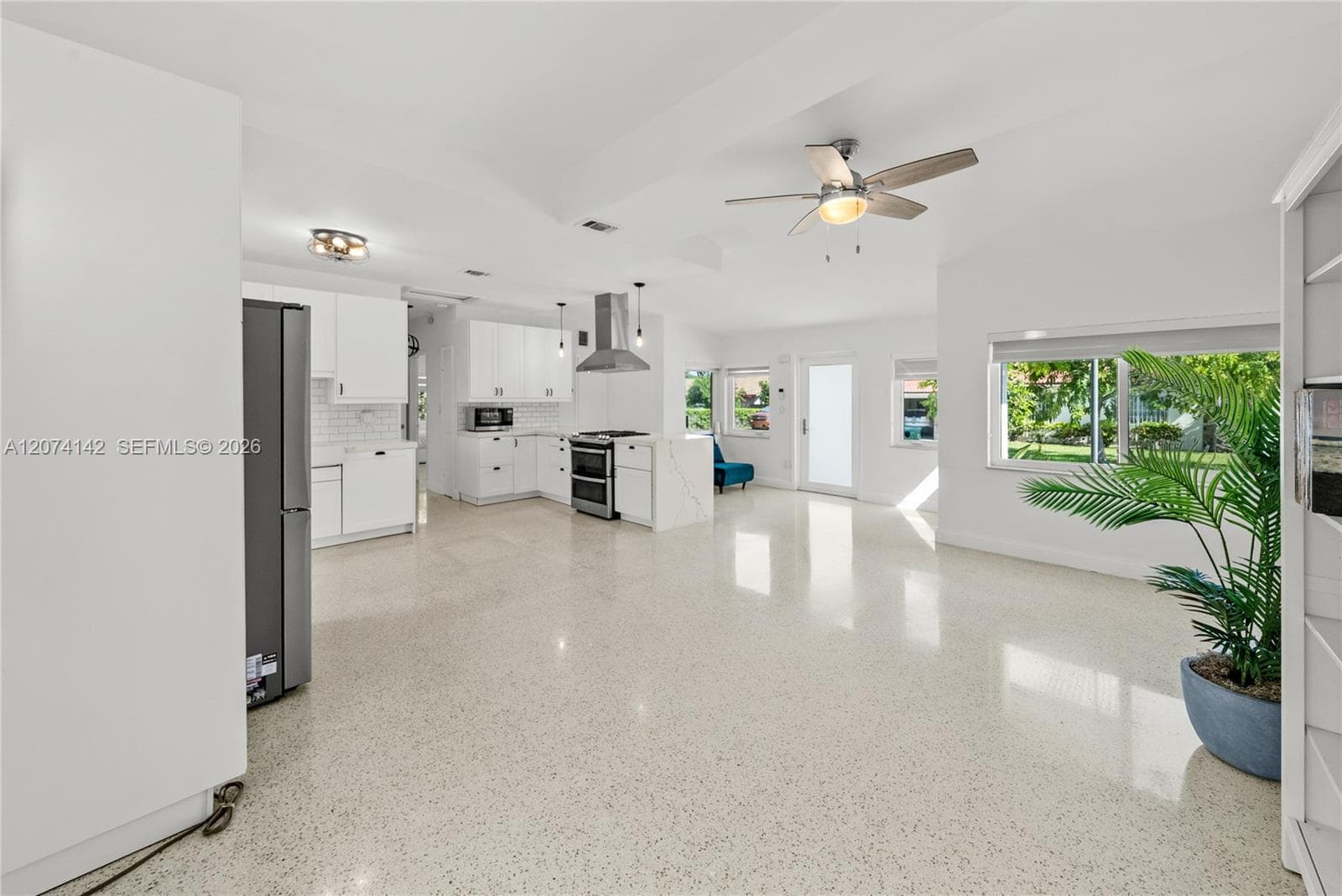 3130 SW 27th Ter, Miami, FL 33133 photo 9