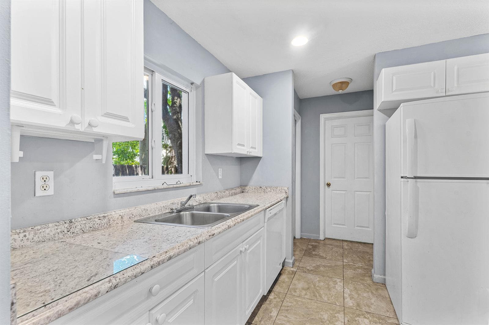 13793 YARMOUTH Drive # 13793, Wellington, FL 33414 photo 9