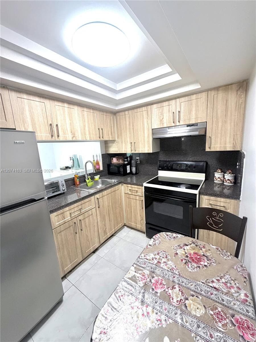 11780 SW 18th St # 226-2, Miami, FL 33175 photo 6