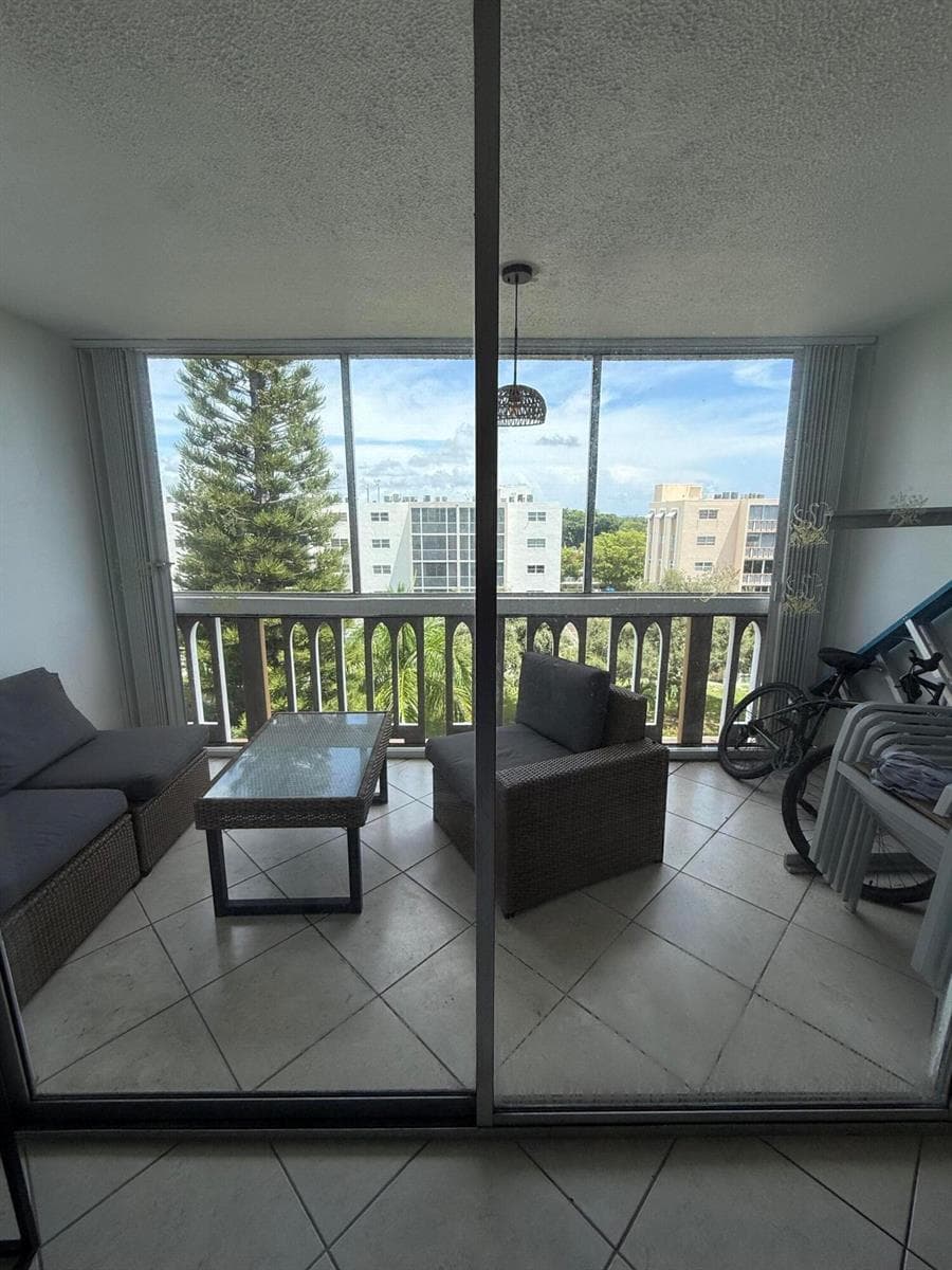 900 NE 12th Avenue # 708, Hallandale Beach, FL 33009 photo 12