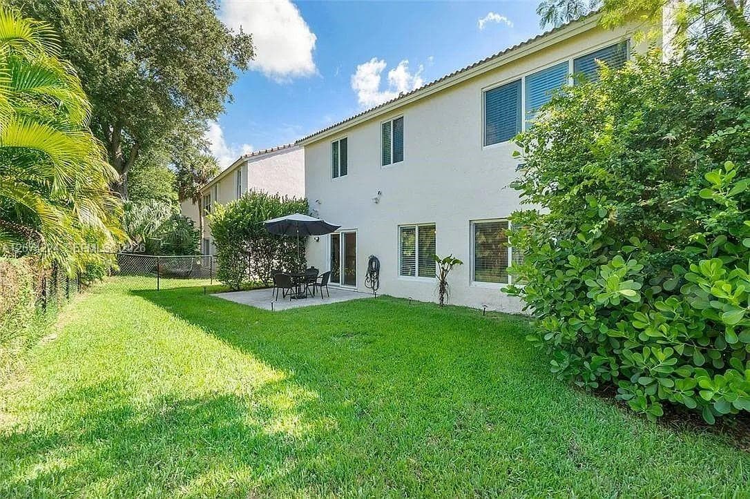 3724 Wilderness Way, Coral Springs, FL 33065 photo 4