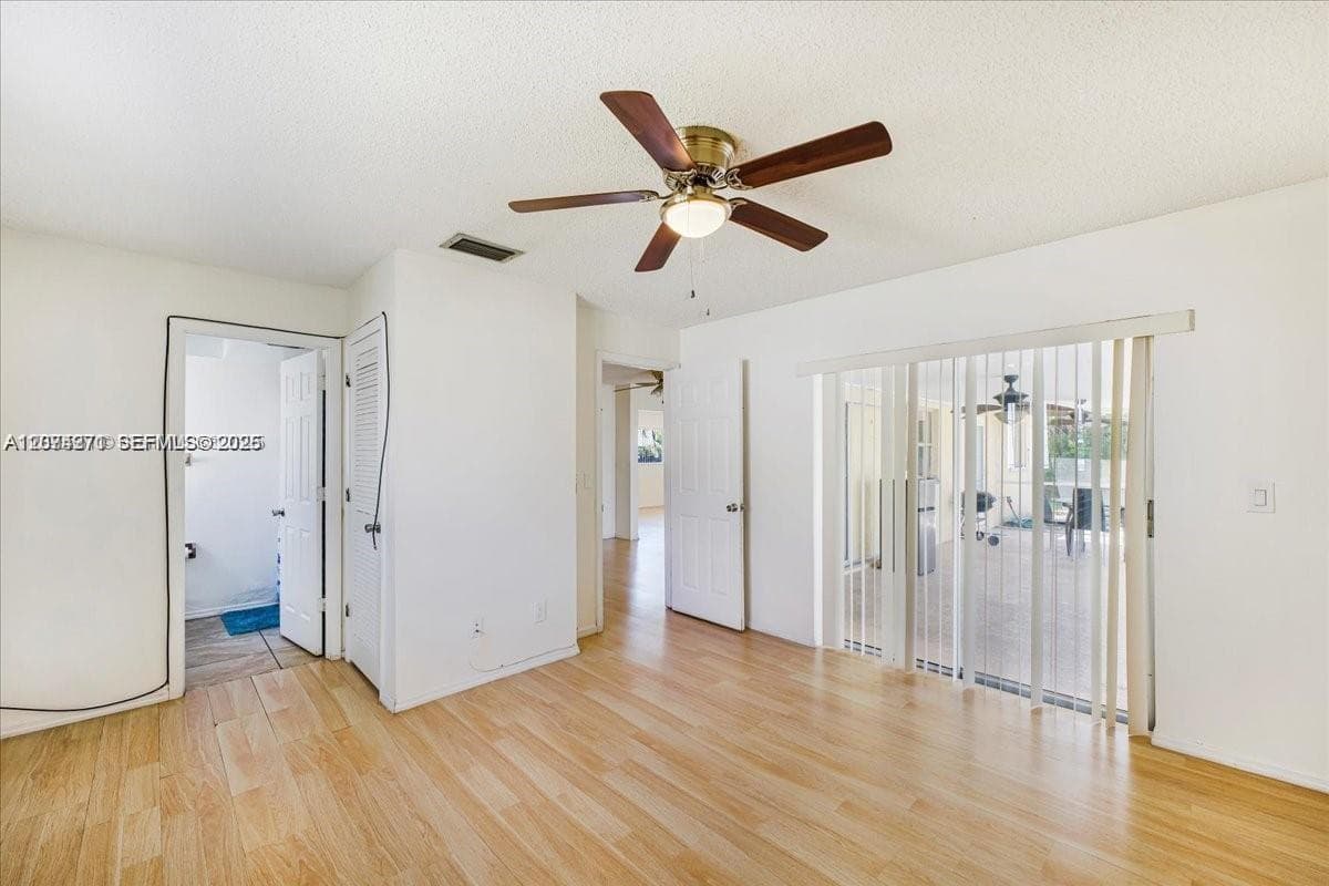 915 SE 20th ST, Cape Coral, FL 33990 photo 12