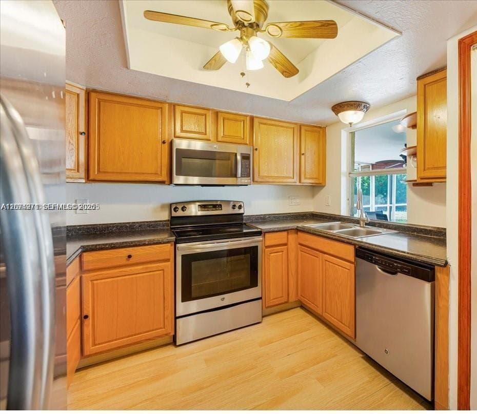 915 SE 20th ST, Cape Coral, FL 33990 photo 8