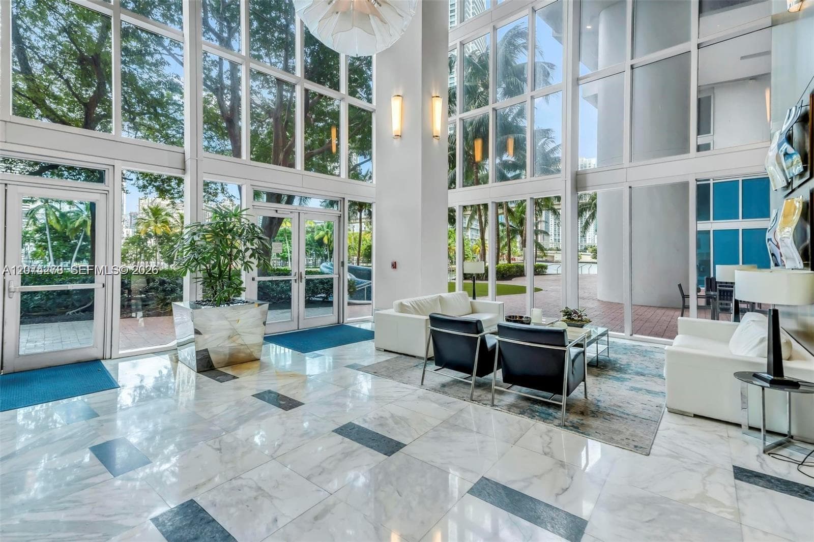 185 SW 7th St # 2003, Miami, FL 33130 photo 10