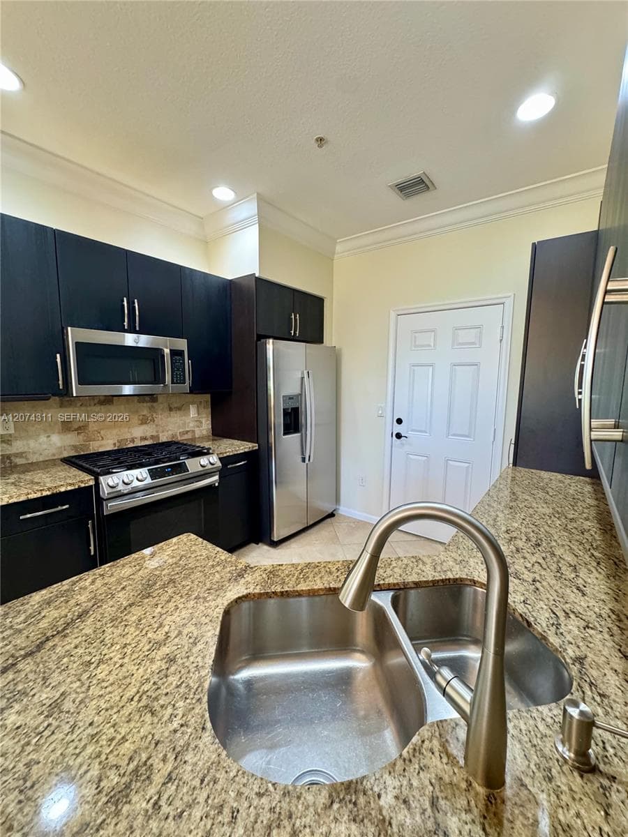 3160 NW 127th Ter # 3160, Sunrise, FL 33323 photo 9