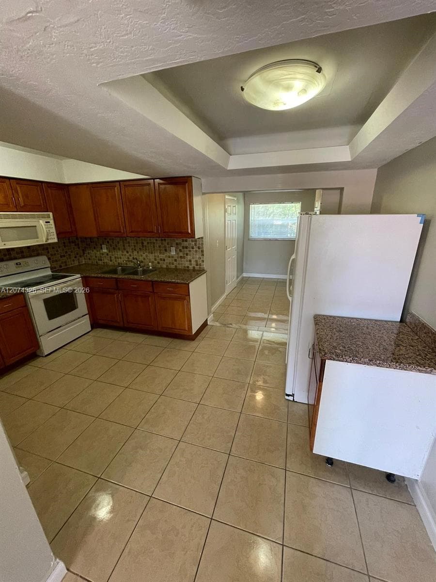 1567 NW 60th Ave # G, Sunrise, FL 33313 photo 9