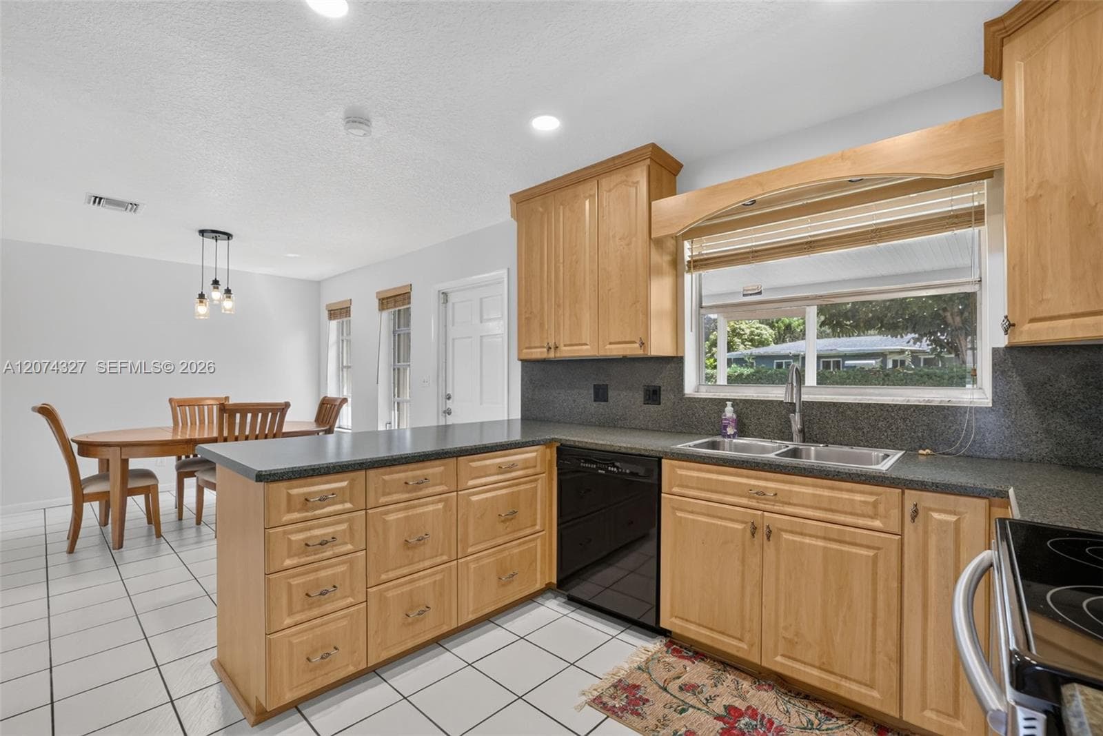 148 SW 126th Ave, Plantation, FL 33325 photo 8