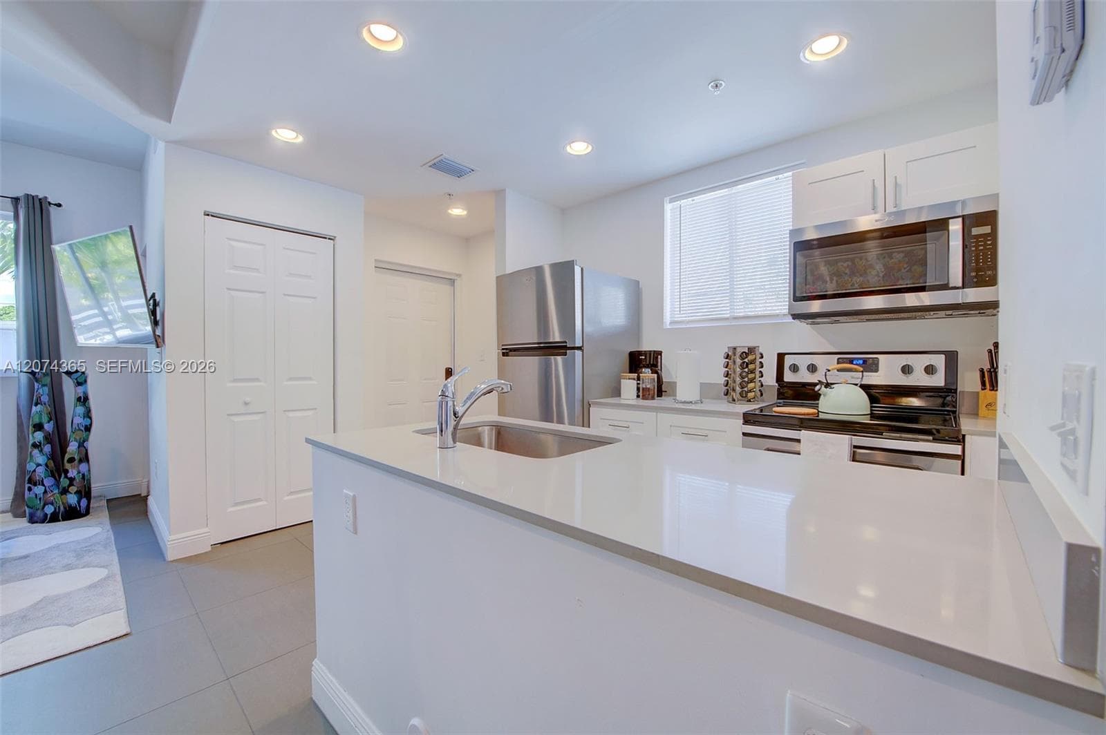 346 NW 35th St # 3, Miami, FL 33127 photo 8