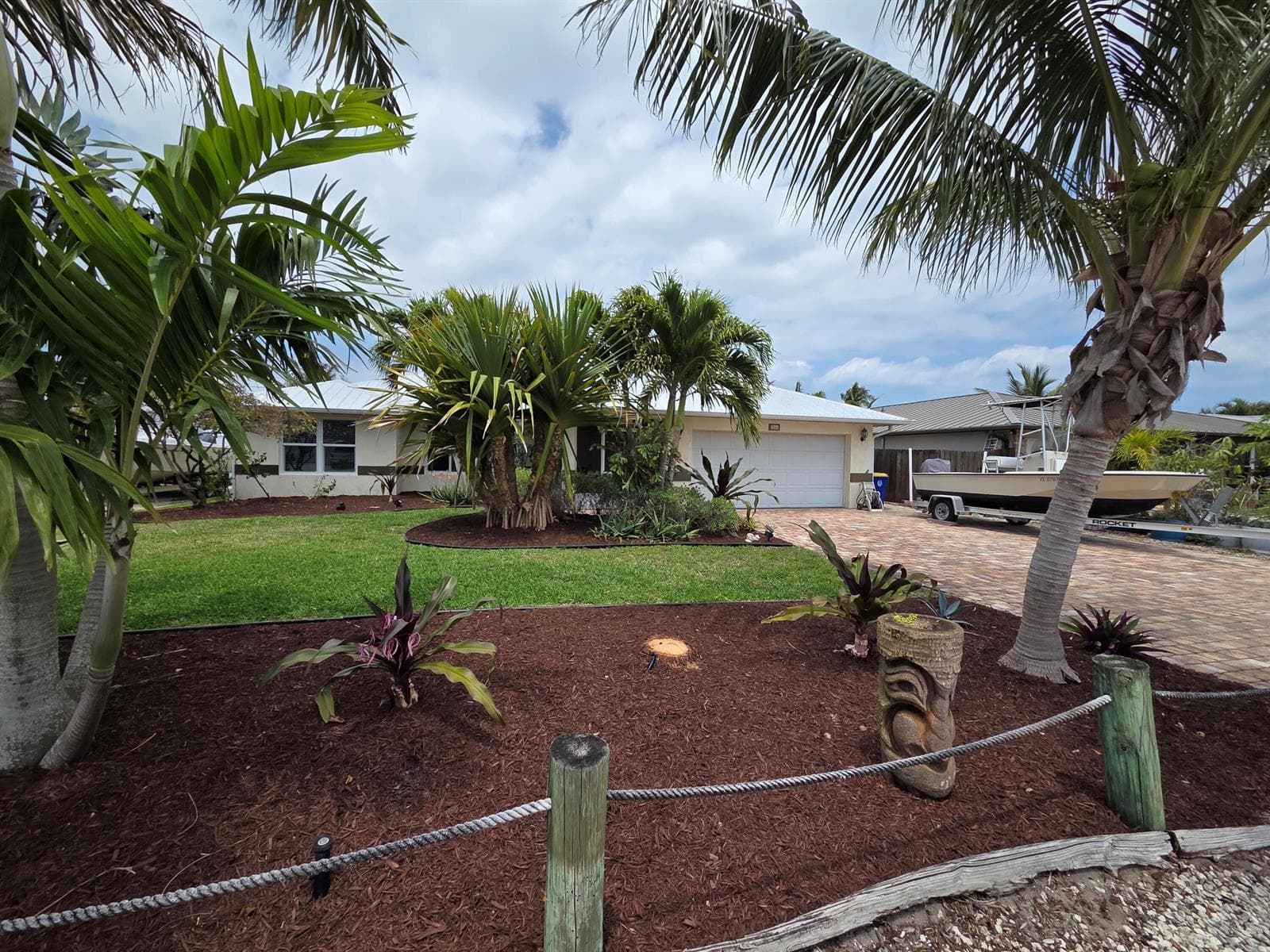 5501 SE Nassau Terrace, Stuart, FL 34997 photo 2