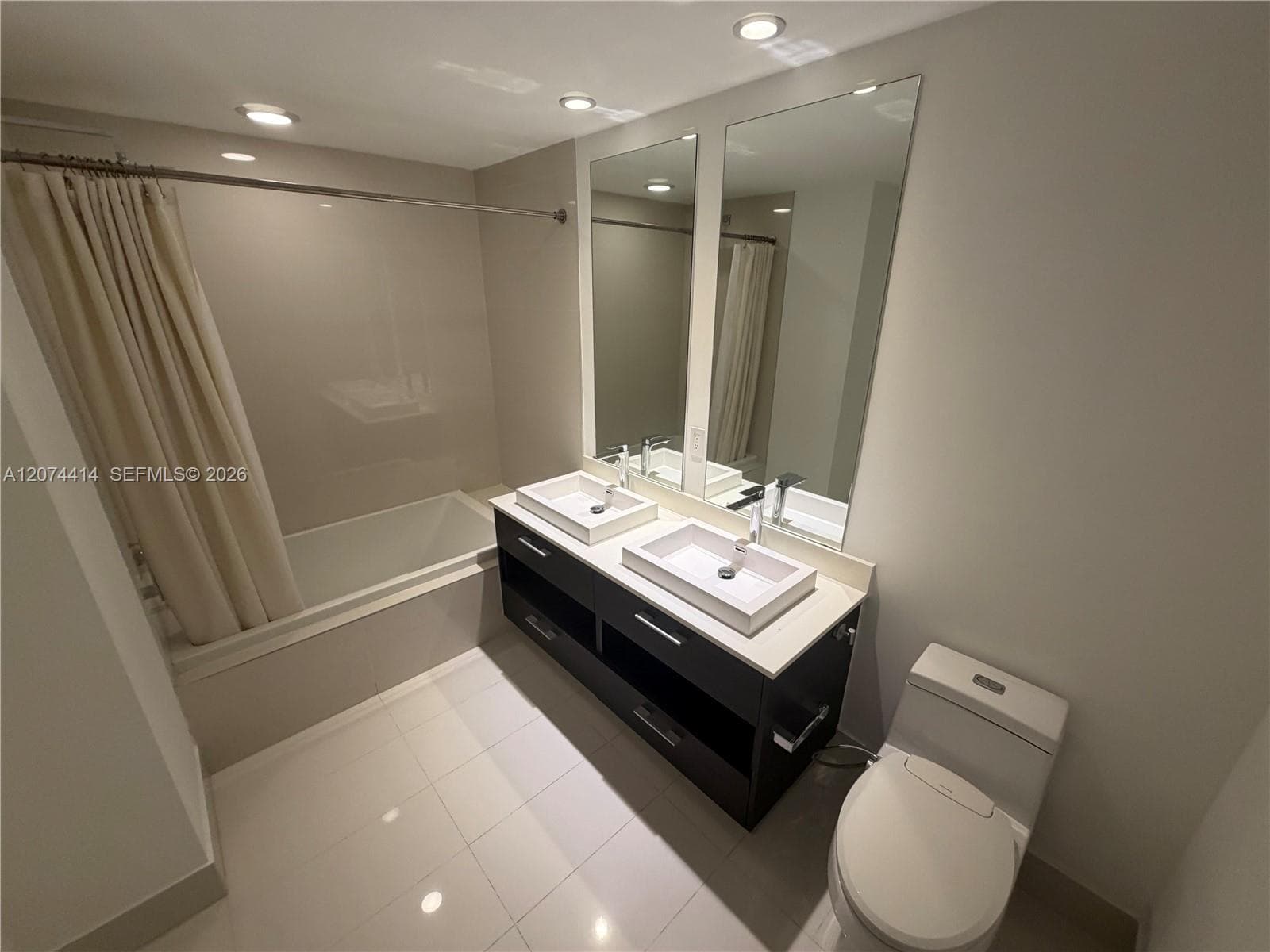 45 SW 9th St # 2504, Miami, FL 33130 photo 12