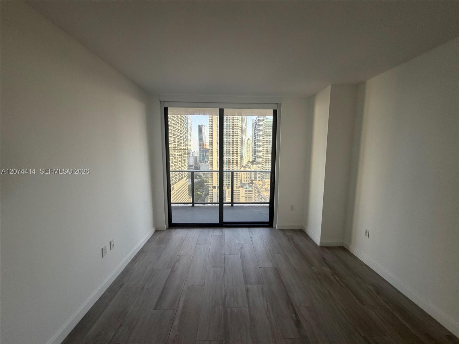45 SW 9th St # 2504, Miami, FL 33130 photo 9
