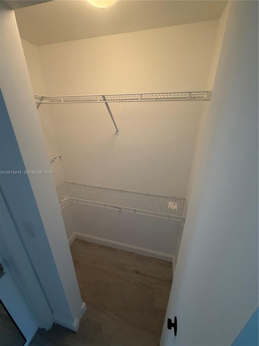 45 SW 9th St # 2504, Miami, FL 33130 photo 11