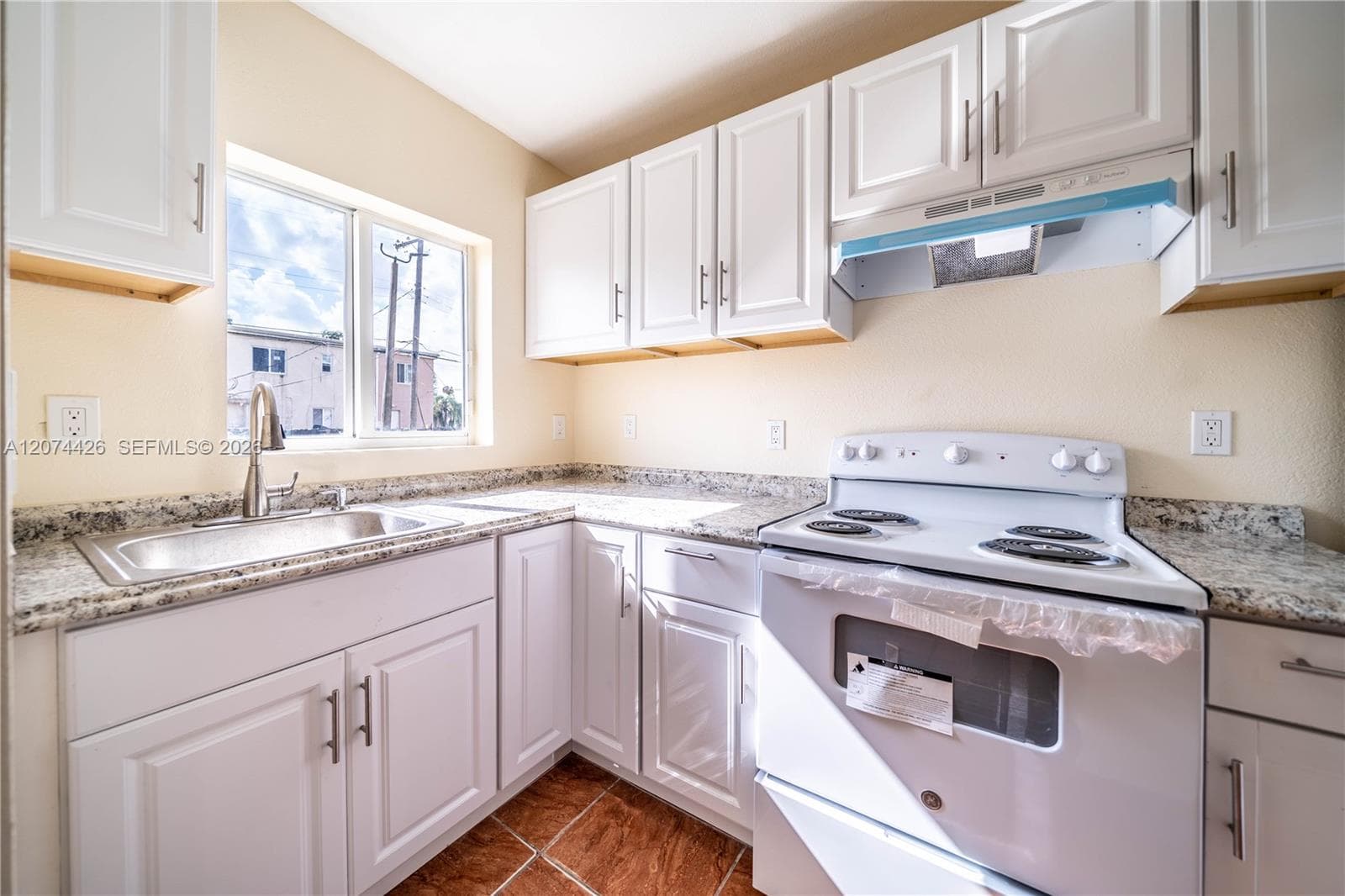 414 NW 84th Ter # 414, Miami, FL 33150 photo 8
