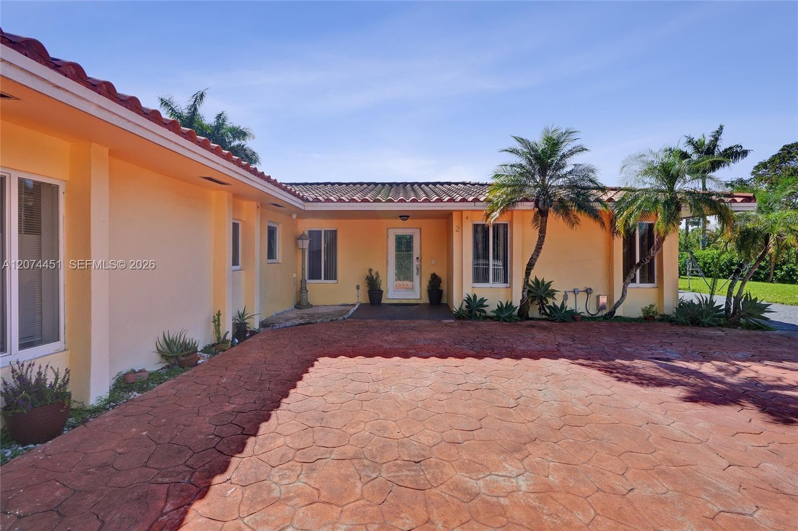 2 NE 160th St, Miami, FL 33162 photo 5