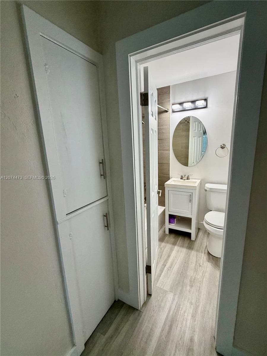 7400 Harding Ave # 20, Miami Beach, FL 33141 photo 10