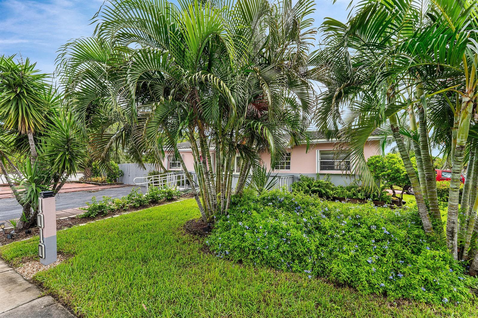 1010 SW 6TH Avenue, Deerfield Beach, FL 33441 photo 5