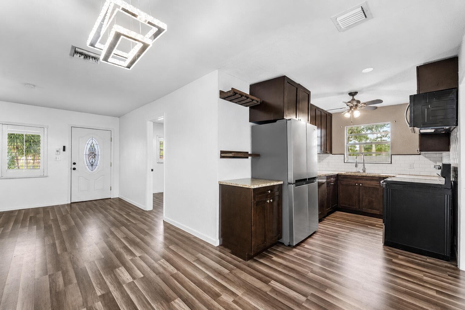 1010 SW 6TH Avenue, Deerfield Beach, FL 33441 photo 8