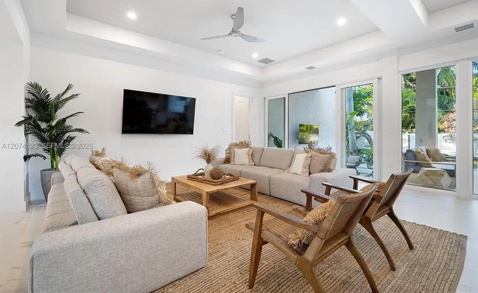 607 SE 6th St, Fort Lauderdale, FL 33301 photo 7