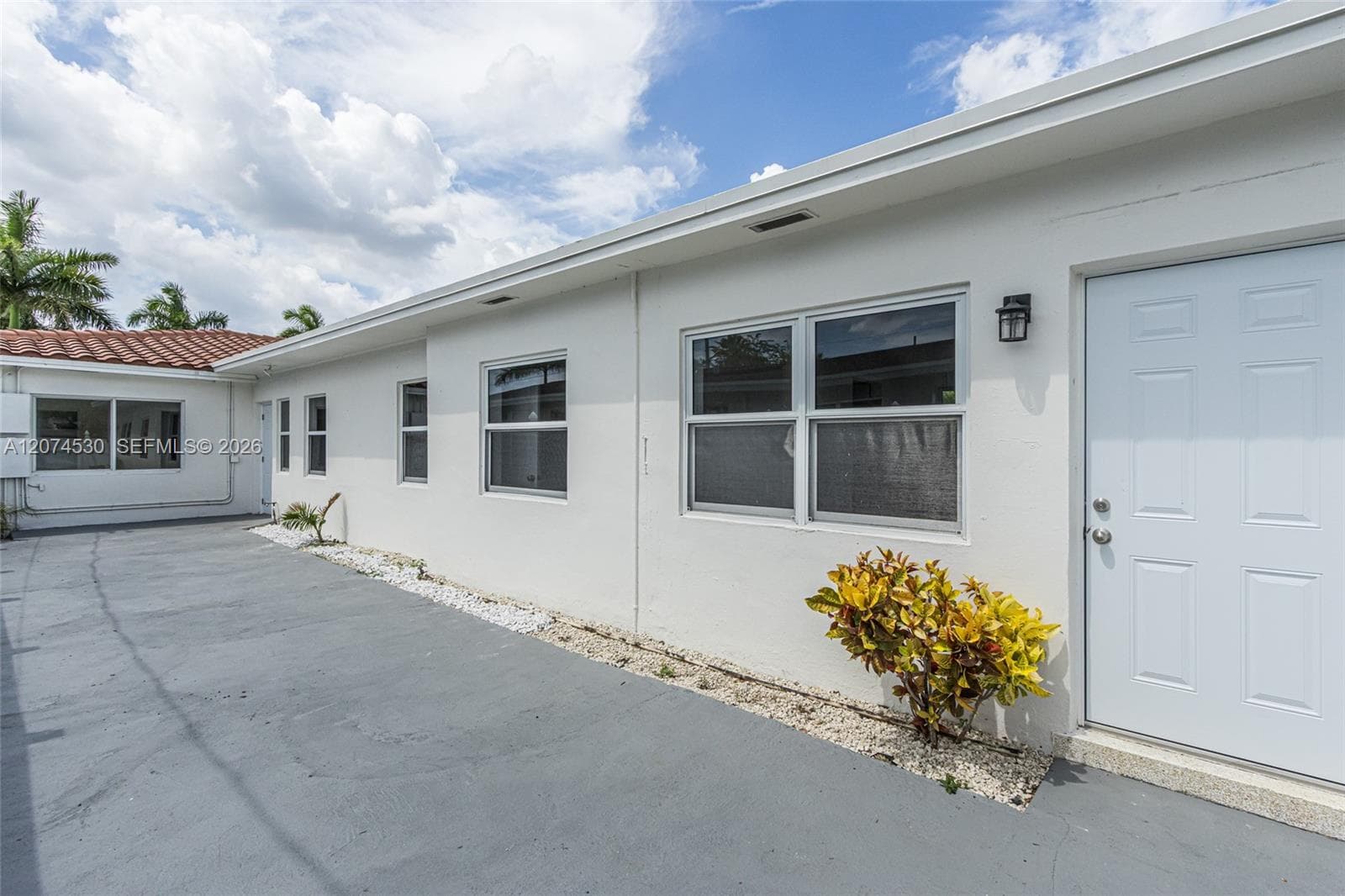 3513 Polk St, Hollywood, FL 33021 photo 8