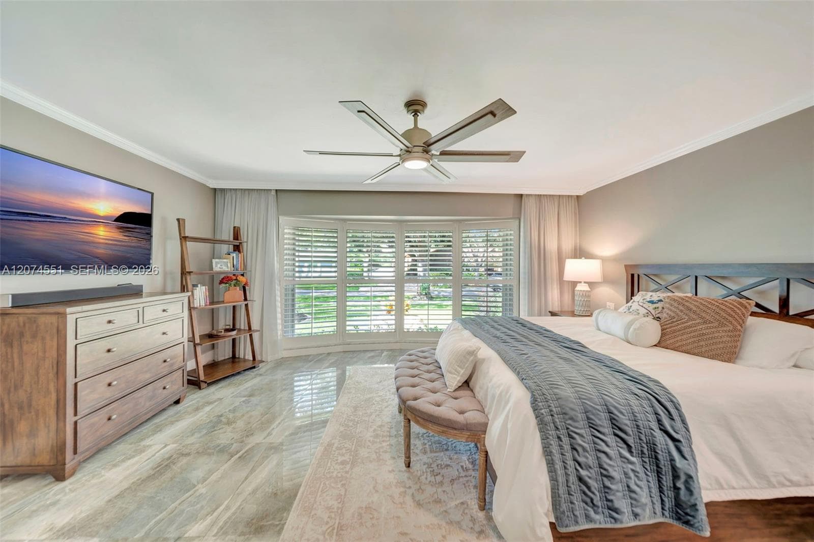 560 W Tropical Way, Plantation, FL 33317 photo 13