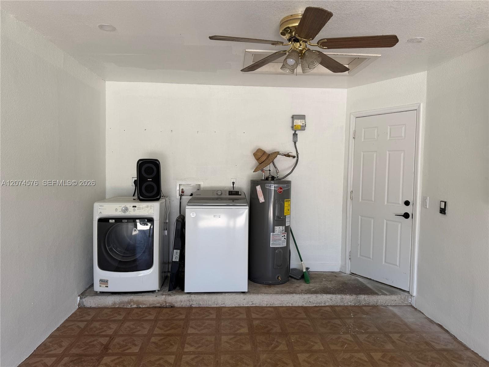 5201 SW 22nd St, West Park, FL 33023 photo 12