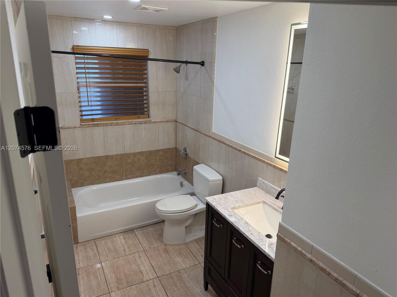 5201 SW 22nd St, West Park, FL 33023 photo 10