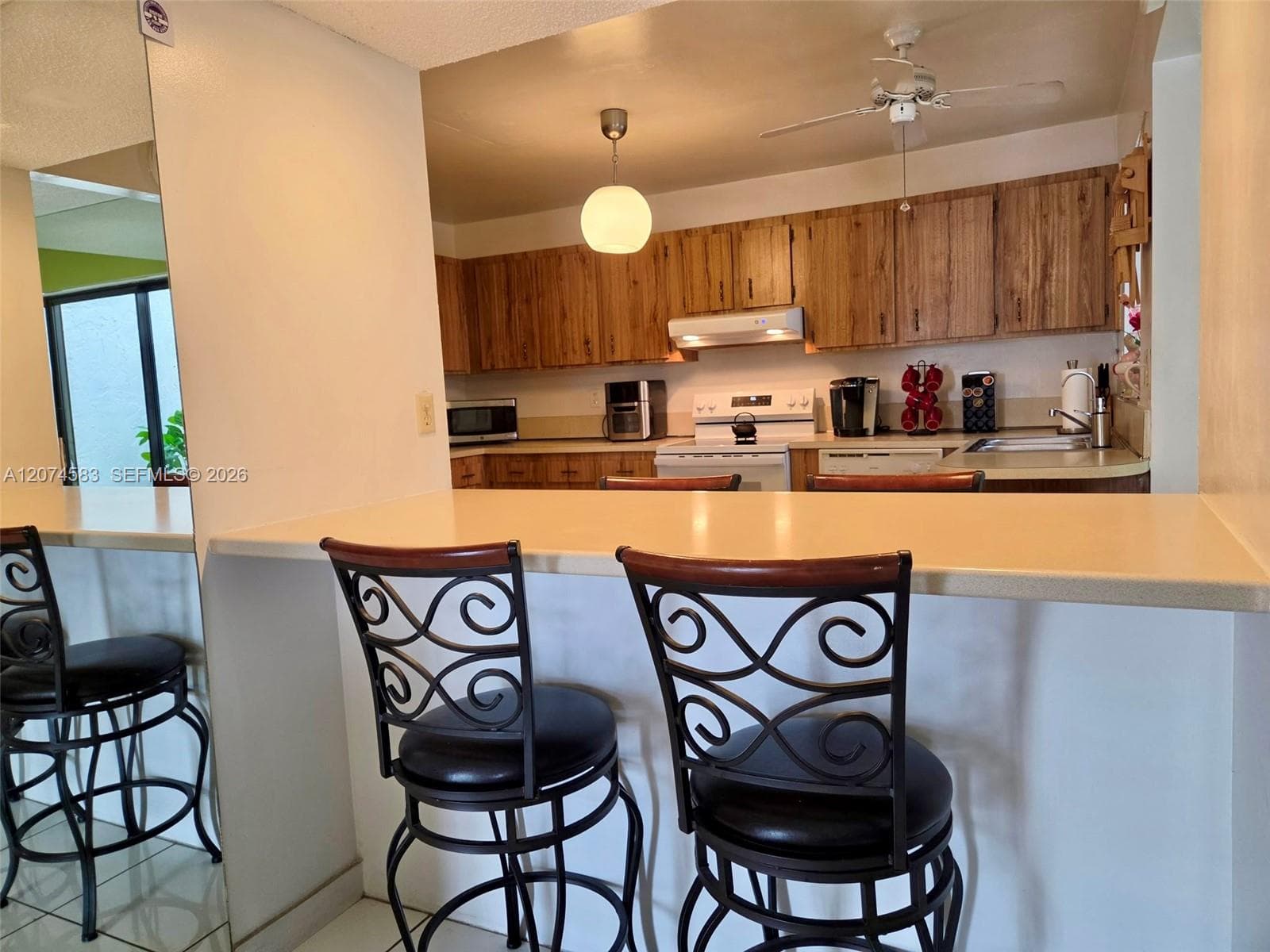 6745 NW 169th St # 14F, Hialeah, FL 33015 photo 9