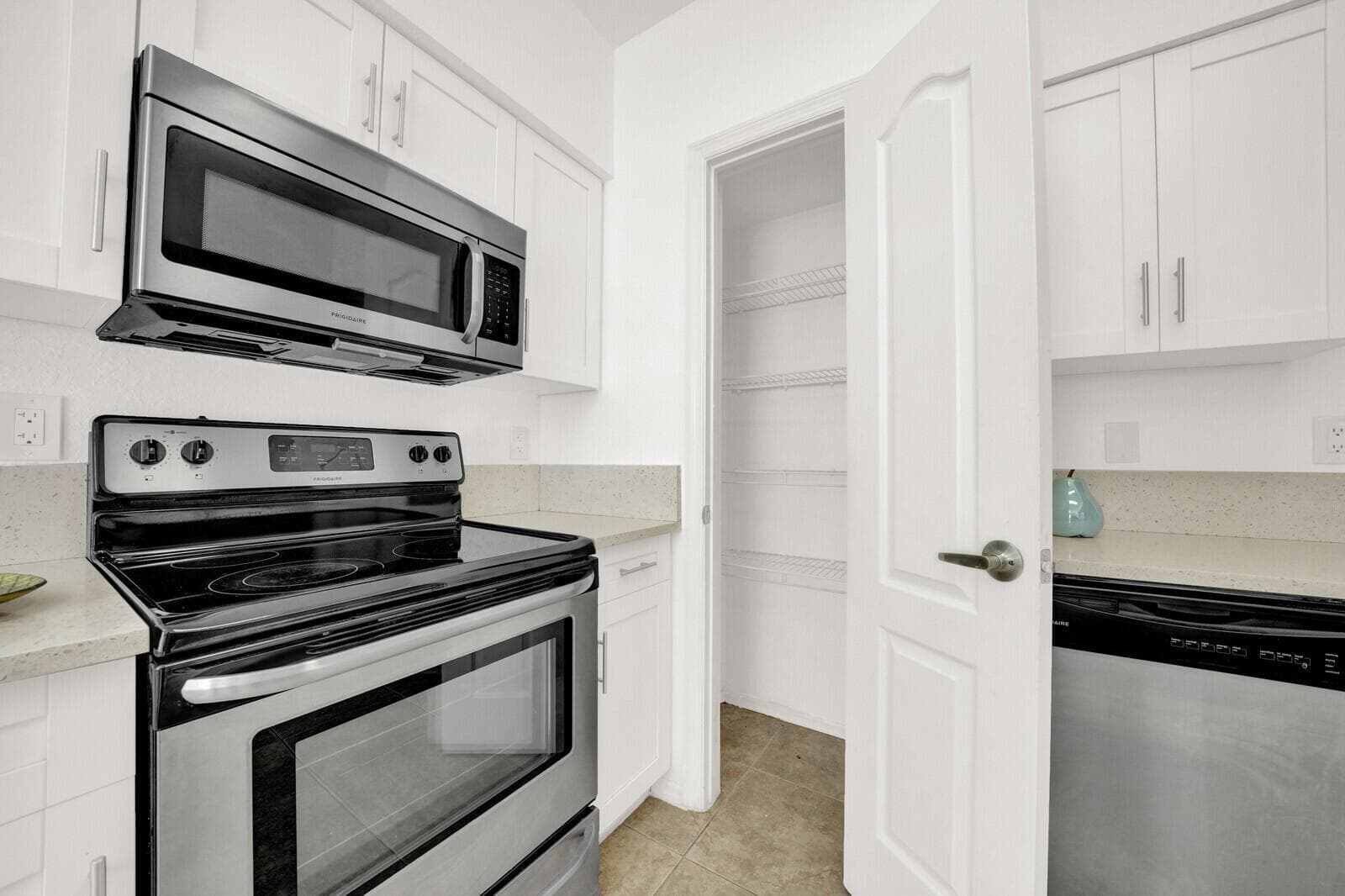 709 BELMONT Place # 709, Boynton Beach, FL 33436 photo 12
