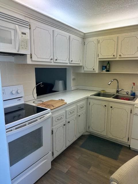 2770 S GARDEN Drive S # 208, Lake Worth, FL 33461 photo 9