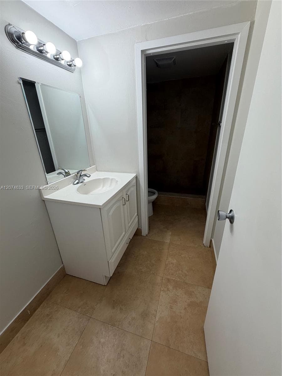 8429 Forest Hills Dr # 202, Coral Springs, FL 33065 photo 9