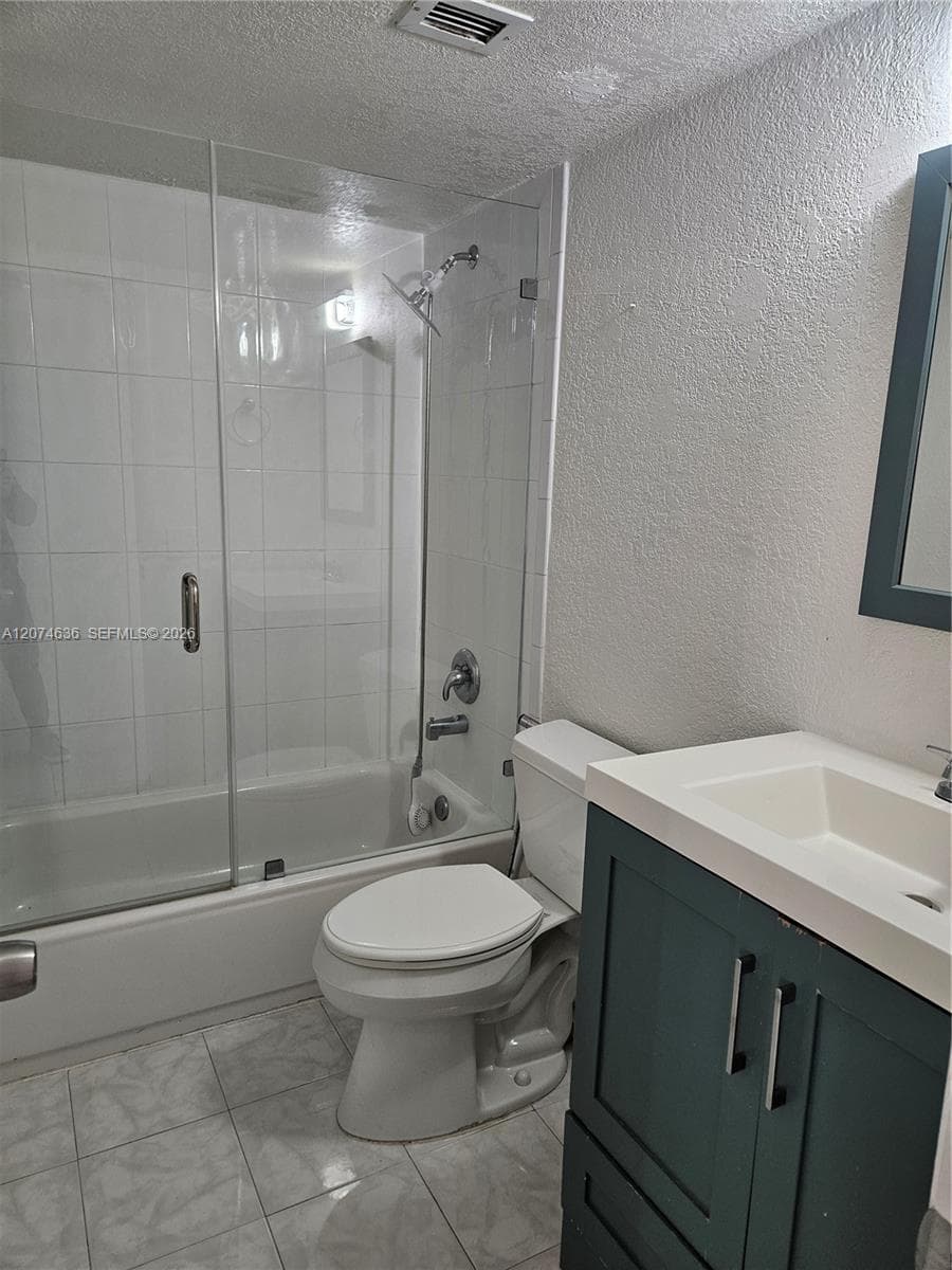 9320 Fontainebleau Blvd # 401, Miami, FL 33172 photo 7