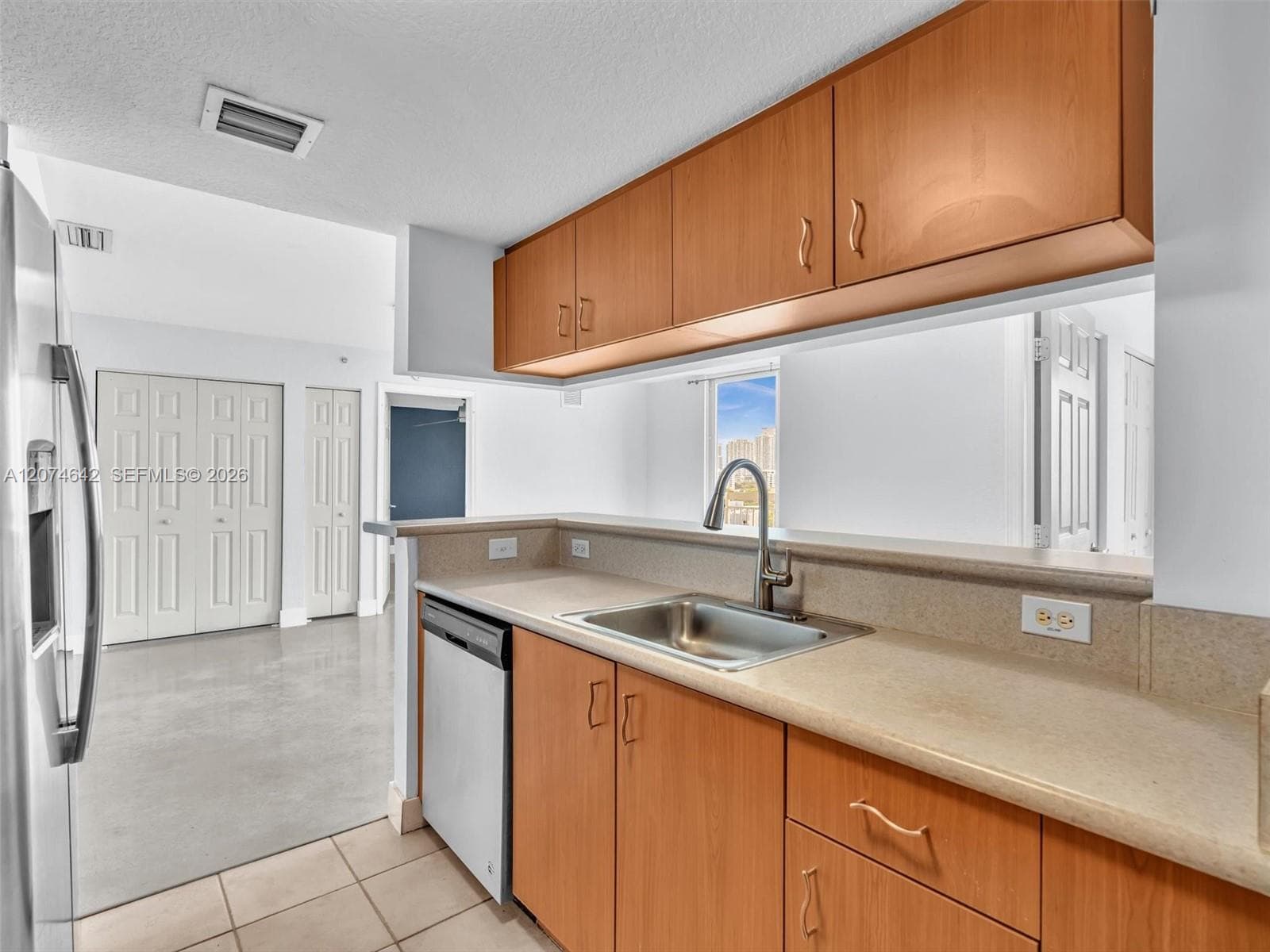 816 NW 11th St # 1208, Miami, FL 33136 photo 10