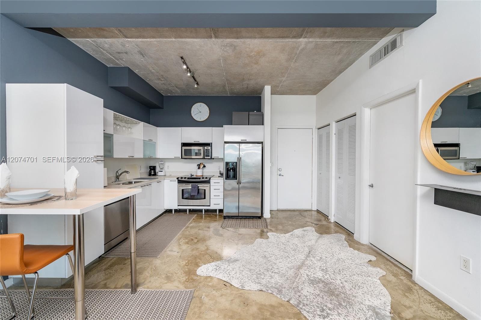 234 NE 3rd St # 1703, Miami, FL 33132 photo 12