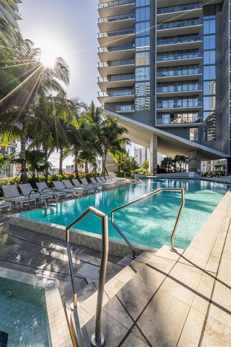 88 SW 7 # 2112, Miami, FL 33130 photo 8